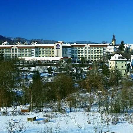 Western 4*